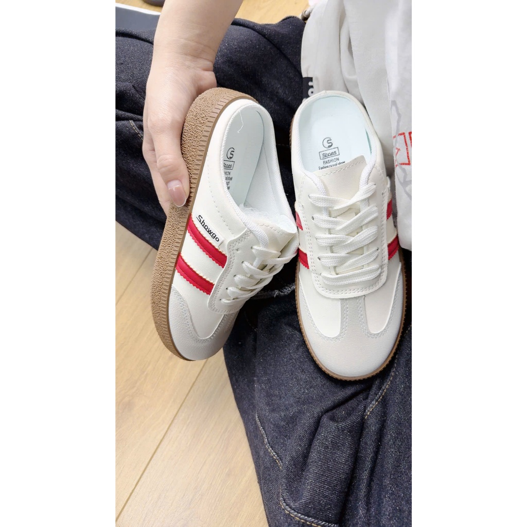 Sục Giày Sneaker Nữ Cổ Điển Hở Gót - Dép Sục Nữ Mũi Da Lộn 2 Sọc Răng Cưa Đế Gum Đi Học Đi Chơi Tiện Lợi