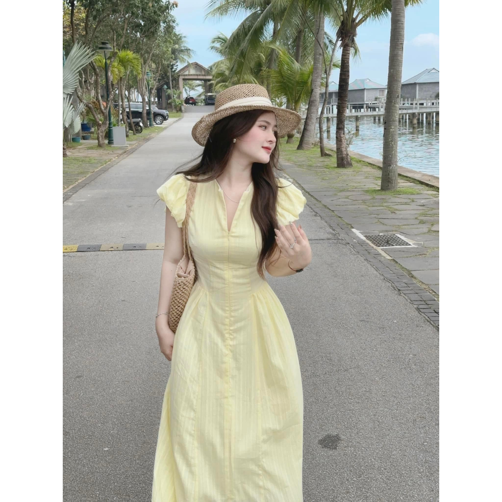 Váy maxi đi biển dáng dài cổ V phối tay cánh tiên đầm xòe chữ A chiết eo cao tôn dáng du lịch hè HCOM25503