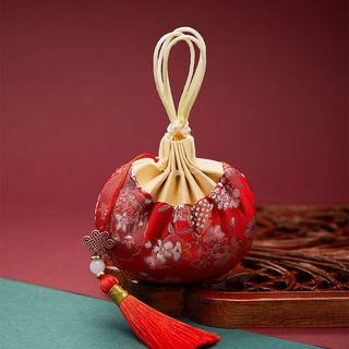 Túi gấm rút dây họa tiết cổ trang Trung Quốc kèm ruột thảo mộc tự nhiên tặng tua rua trang trí