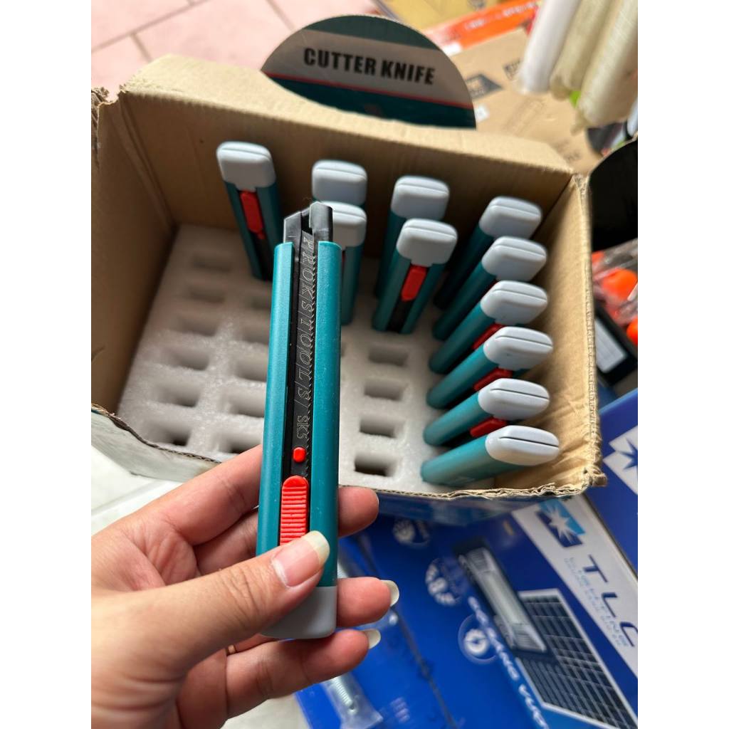Dao rọc giấy, dao cắt giấy JUHENG MAX SK5 chống trượt thay lưỡi nhanh đa năng