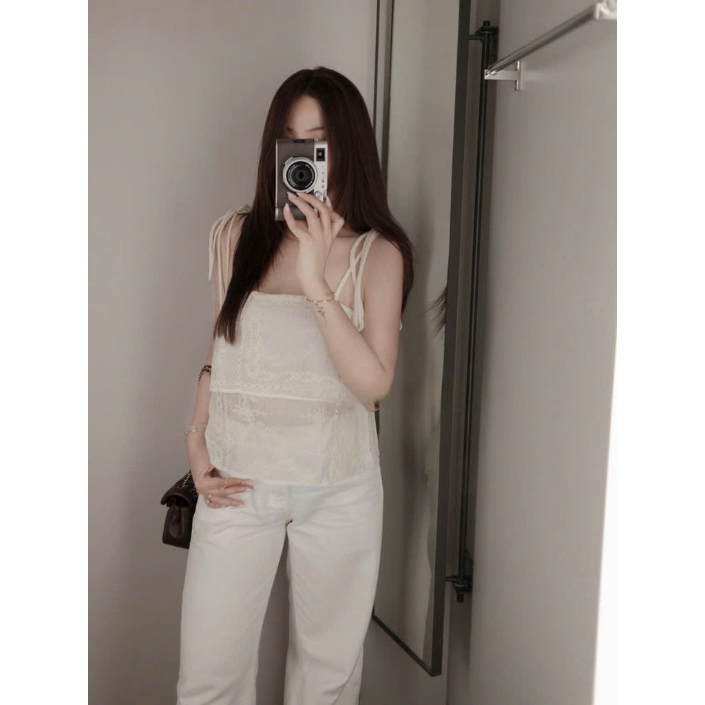 Áo hai dây buộc nơ phối ren layer thêu lỗ dáng suông nhẹ style HQ ,Áo nữ kiểu 2S mảnh thiết kế đơn giản mặc chơi,đi biển