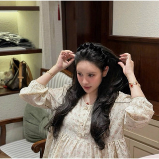 Bờm nhung thắt nơ răng cưa