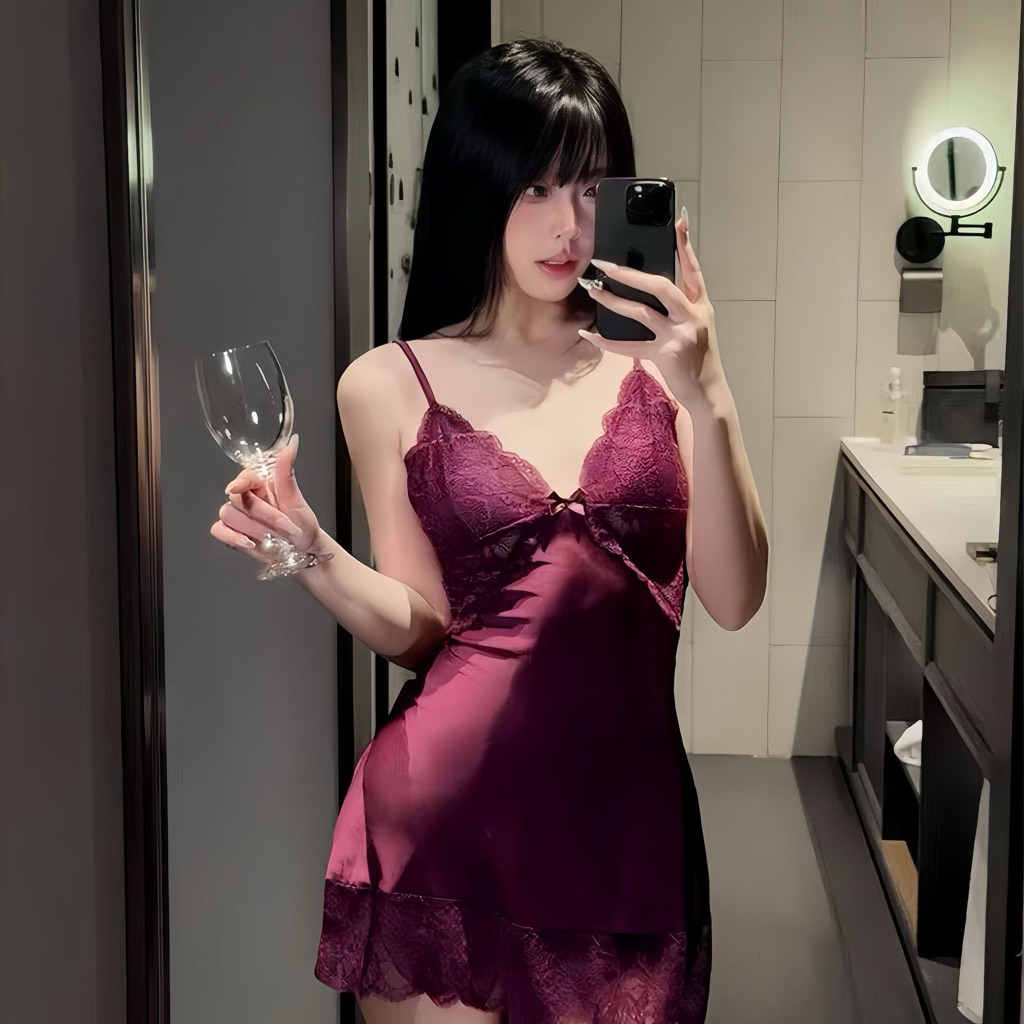 váy ngủ hai dây màu tím mận