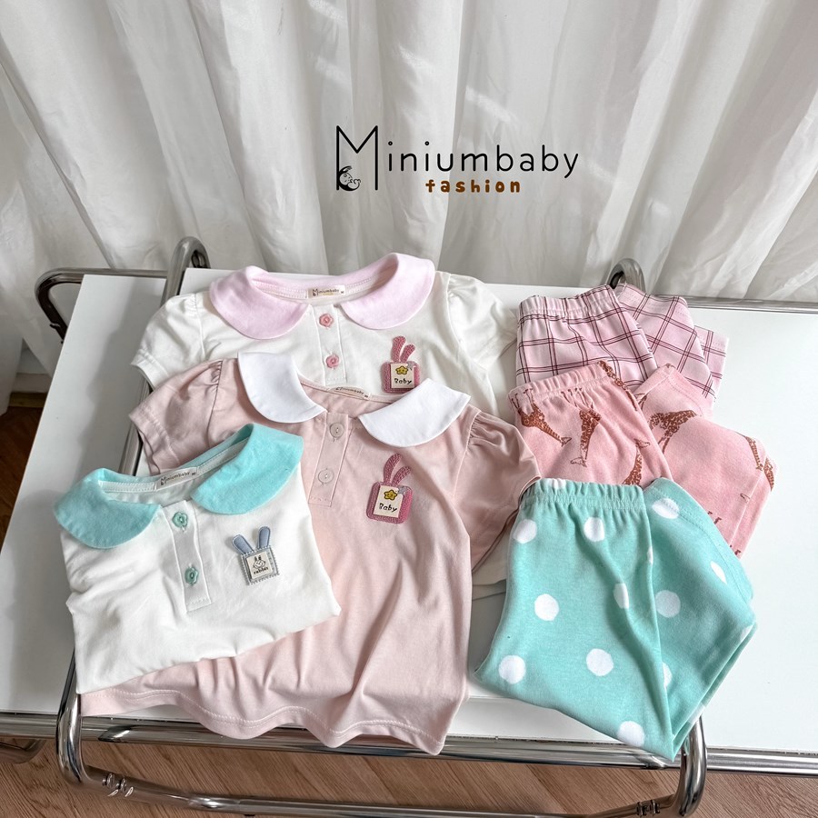 Set bộ cộc tay bé gái cổ sen đính hình điệu đà Miniumbaby, chất cotton mềm mát, bé 1-6 tuổi SB2666