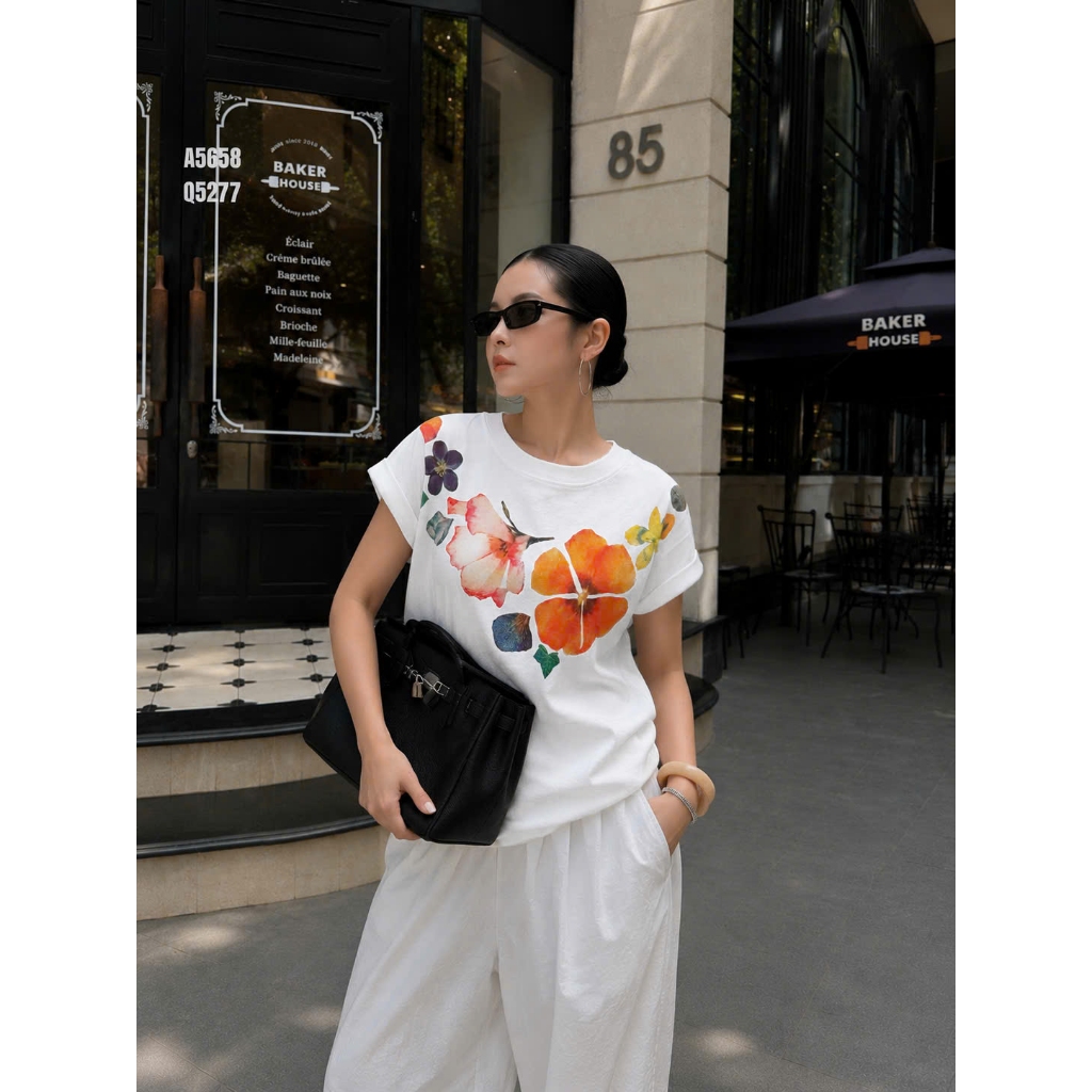 Áo Thun Cổ Viền Hoa Nổi Bật, Chất Cotton Mềm Mịn, Có Kèm Hình Thật.