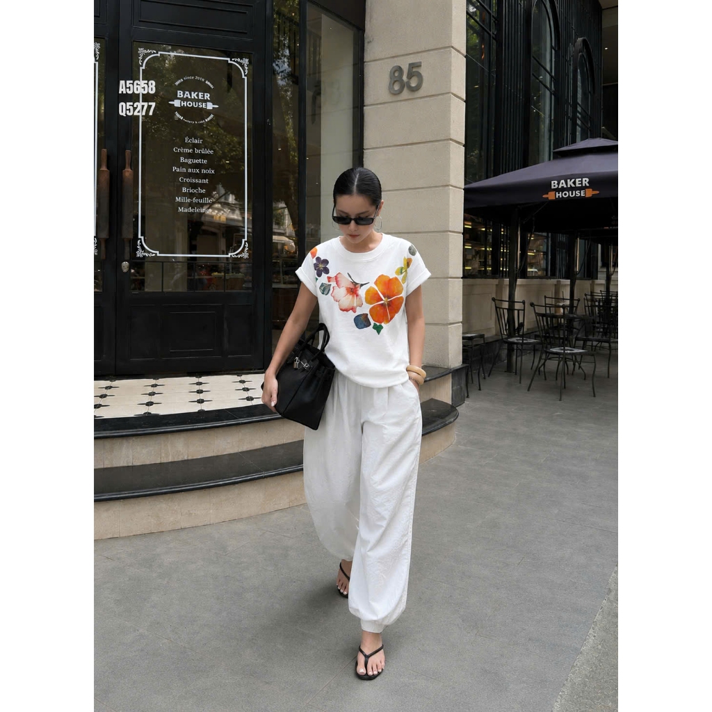 Áo Thun Cổ Viền Hoa Nổi Bật, Chất Cotton Mềm Mịn, Có Kèm Hình Thật.