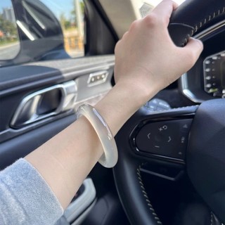 Vòng tay Bạch Nguyệt Quang Hàng Đẹp - đá phong thuỷ tuấn trần