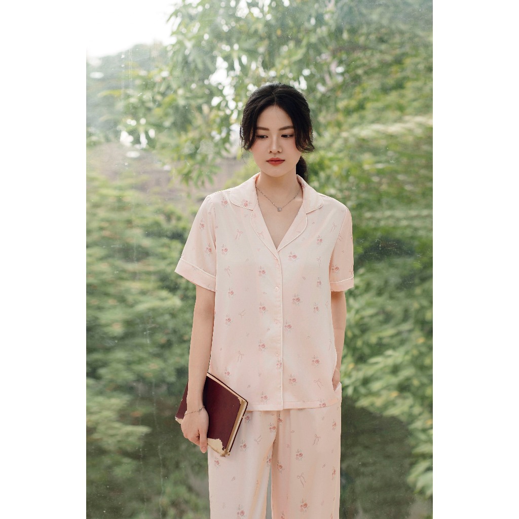 Bộ Mặc Nhà Loirechic FDMN260363 Chất Lụa Pháp Họa Tiết Hoa