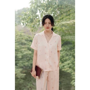 Bộ Mặc Nhà Loirechic FDMN260363 Chất Lụa Pháp Họa Tiết Hoa