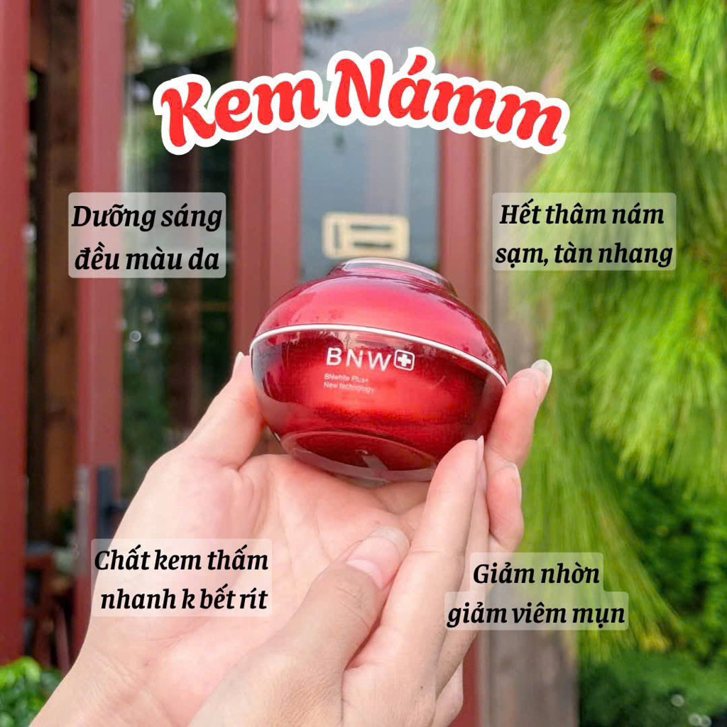 Kem dưỡng da sáng nhẹ nhàng, giúp da luôn căng bóng và mịn đẹp BNW