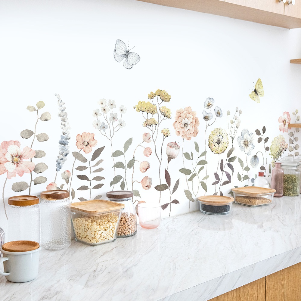 Decal Dán Chân Tường Hoa Bướm Có Keo Sẵn 126x52cm - Trang Trí Nhà Chống Bẩn Chân Tường