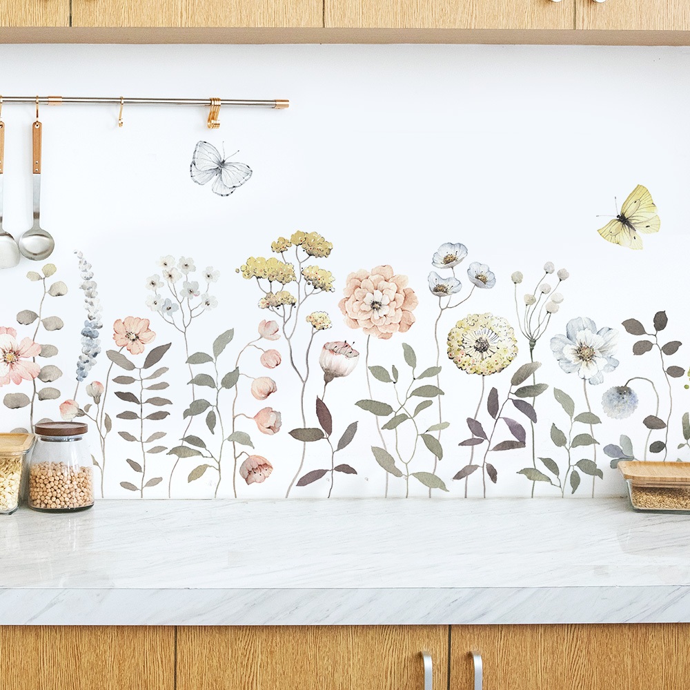 Decal Dán Chân Tường Hoa Bướm Có Keo Sẵn 126x52cm - Trang Trí Nhà Chống Bẩn Chân Tường