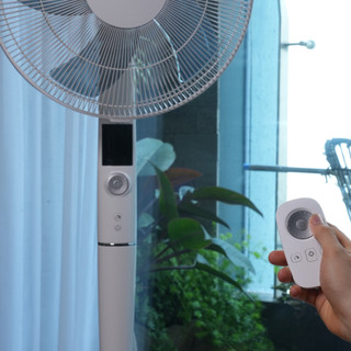HCM Quạt cây đứng Trotec TVE26S, 5 chế độ hoạt động, tiết kiệm điện, độ ồn thấp có điều khiển từ xa GST