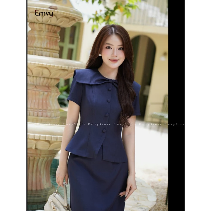 Áo Peplum Công Sở Nữ: Thiết kế cổ phối nơ, kiểu chiết eo che bụng, chất Chéo Ý 2 lớp lót lụa Emvy Fashion H65