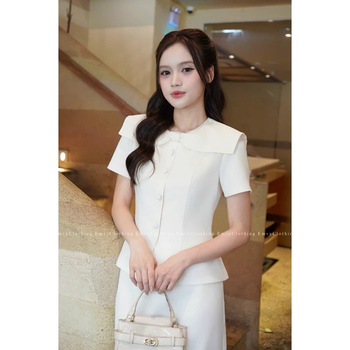 Áo Peplum Công Sở Nữ: Thiết kế cổ phối nơ, kiểu chiết eo che bụng, chất Chéo Ý 2 lớp lót lụa Emvy Fashion H65