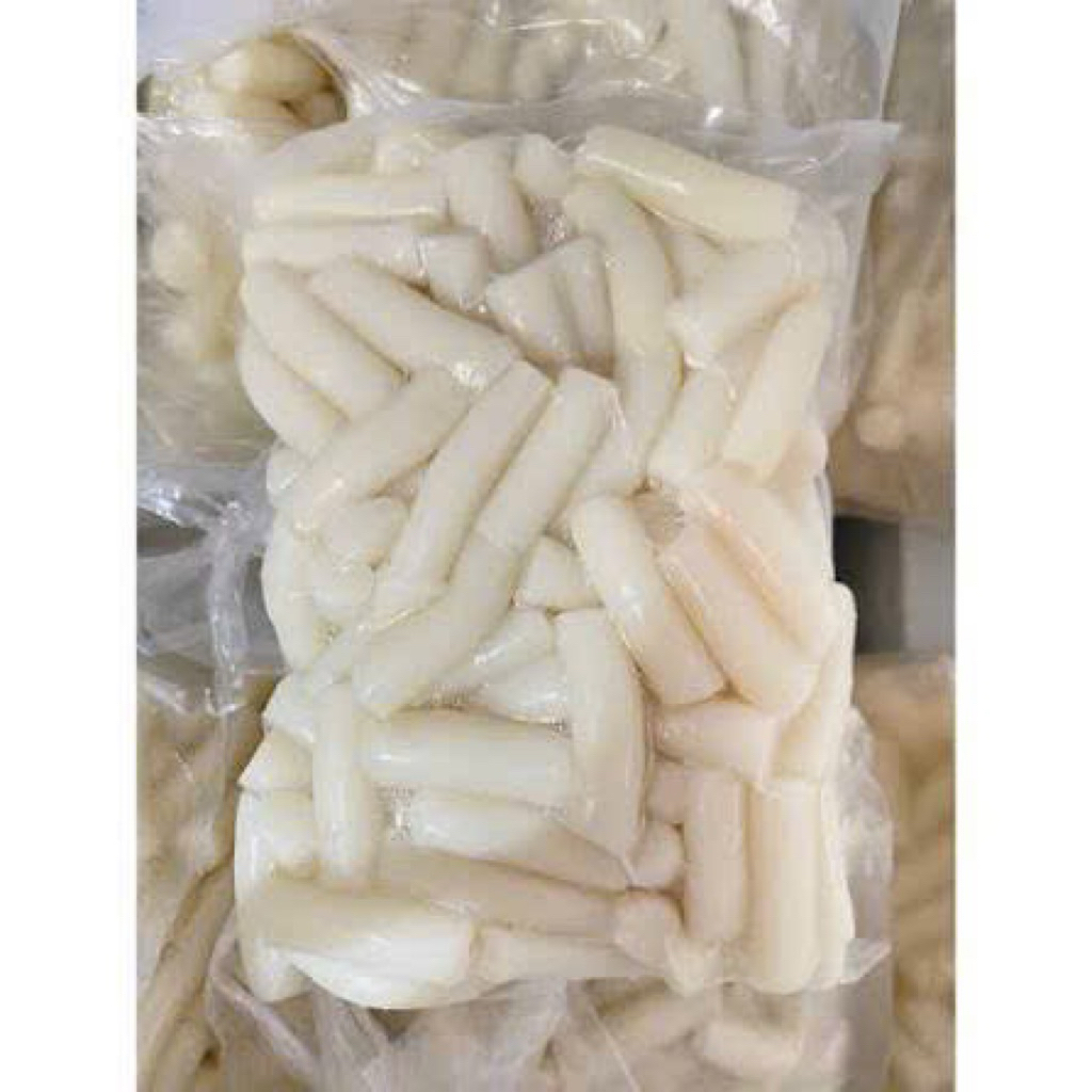 (CHÍNH HÃNG) Bánh Gạo Tokbokki Hàn Quốc Cắt Sẵn Dạng Ống Tiện Lợi Dẻo Dai Gói 1Kg