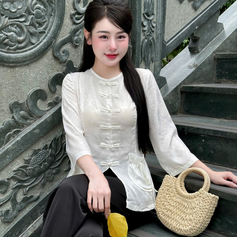 Pháp Phục Đi Chùa Gấm  Cổ Tròn  Lụa Gấm Chữ Thọ Tơ Cao Cấp Ba Màu Đi Lễ Chùa Thanh Lịch Tiểu Thư