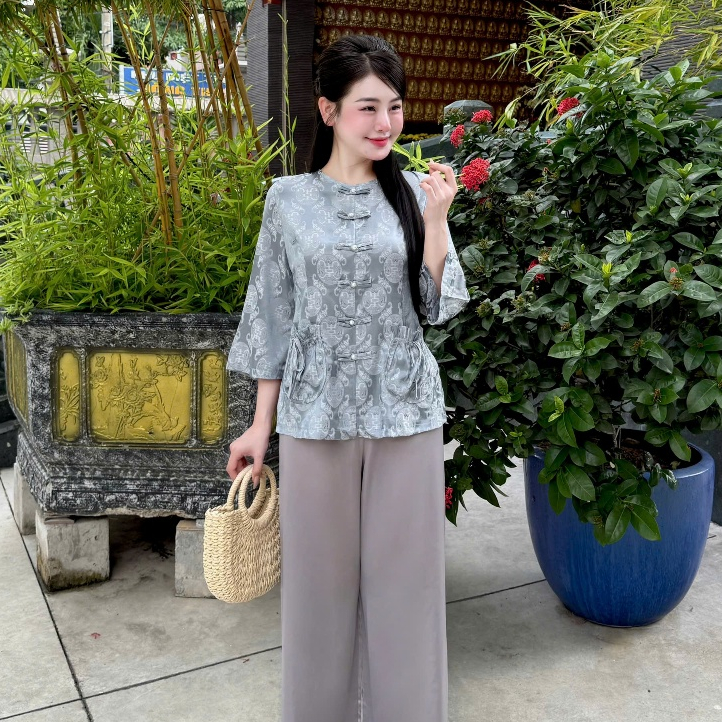Pháp Phục Đi Chùa Gấm  Cổ Tròn  Lụa Gấm Chữ Thọ Tơ Cao Cấp Ba Màu Đi Lễ Chùa Thanh Lịch Tiểu Thư