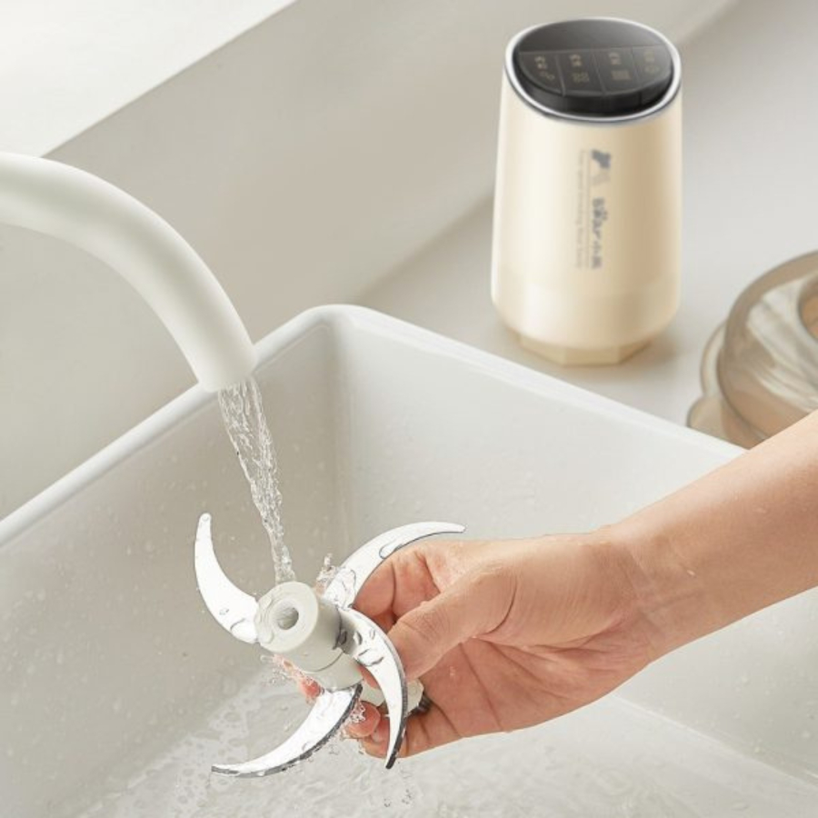 Máy Xay Đa Năng Bear 2L CH-5H03L (QSJ-F03T2) - Công Suất 300W, Cối Thủy Tinh - Hàng Chính Hãng