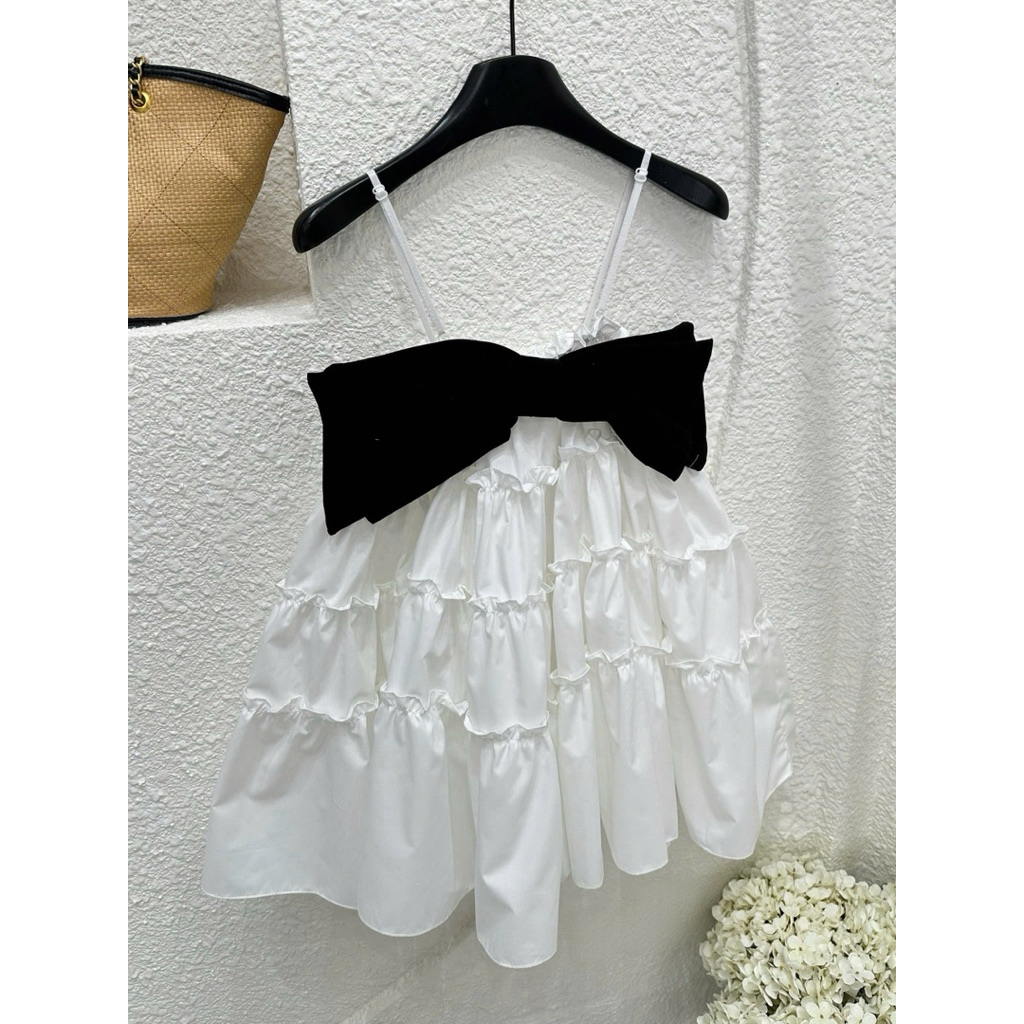 Váy 2 dây babydoll phối nơ ngực dạo phố xinh lắm