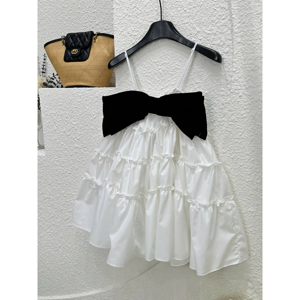 Váy 2 dây babydoll phối nơ ngực dạo phố xinh lắm
