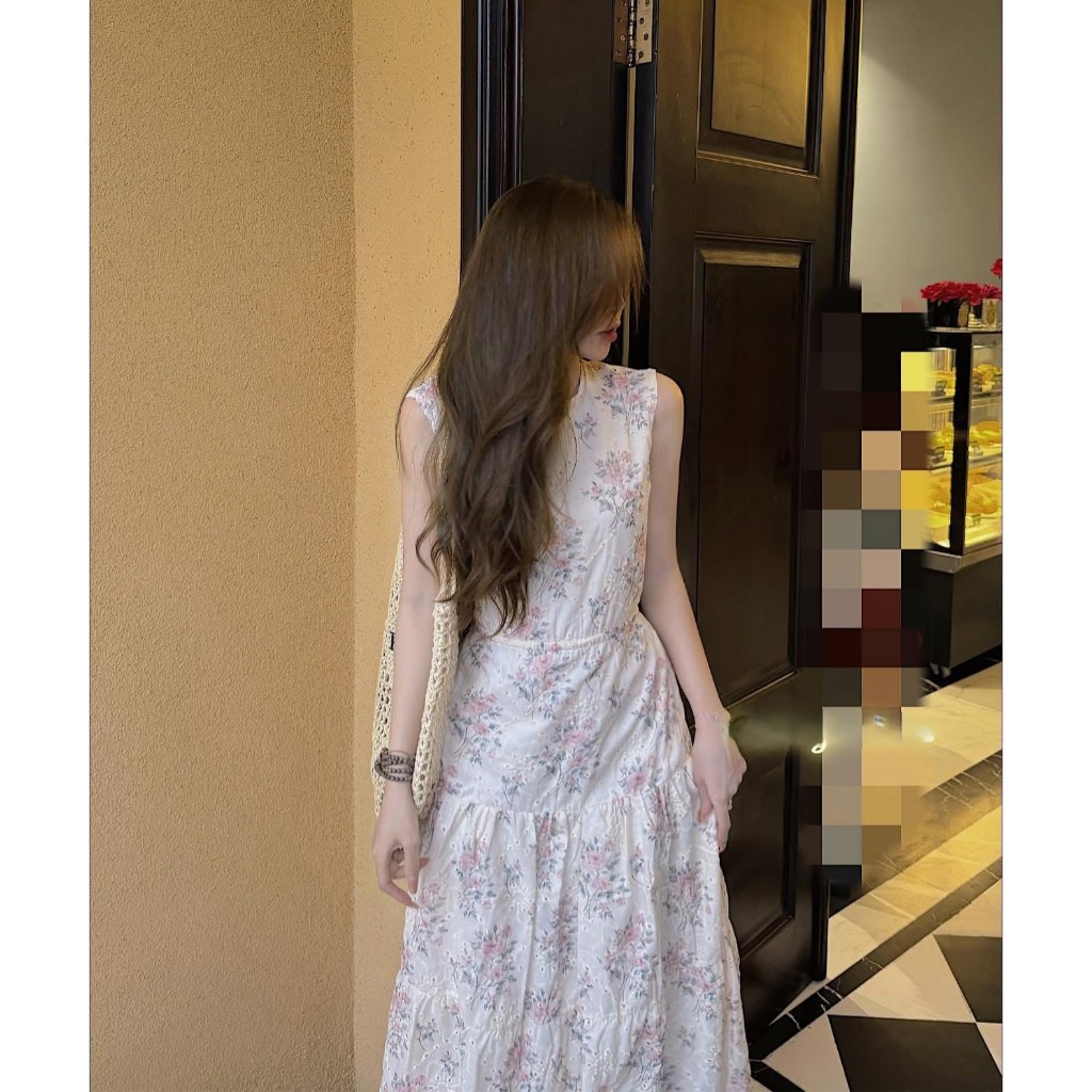 Váy hoa nhí dáng dài sát nách cổ tròn đầm maxi đi biển dáng xòe tầng thướt tha phong cách nàng thơ HCOM27206