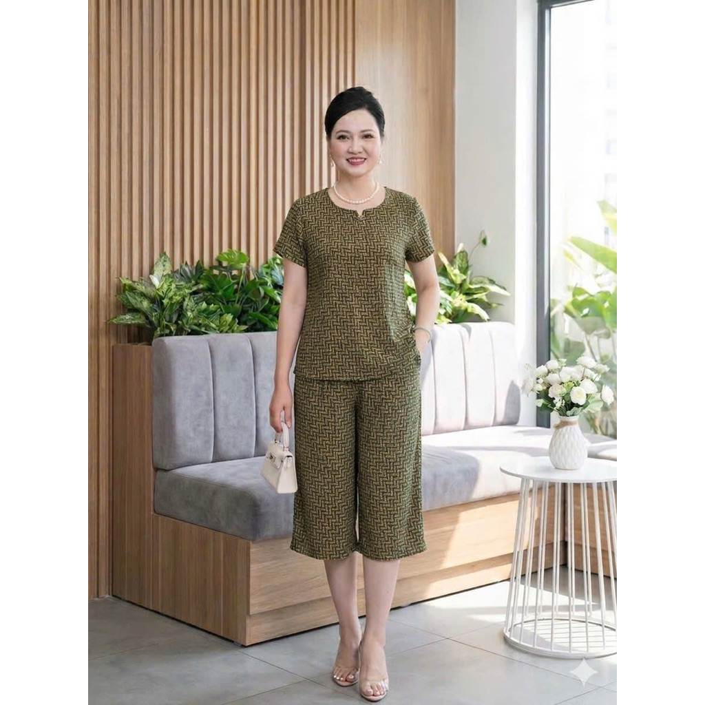 Bộ lụa Trung Niên Quần Lỡ Cho Mẹ U50,U60,U70..Đẹp Mát Sang