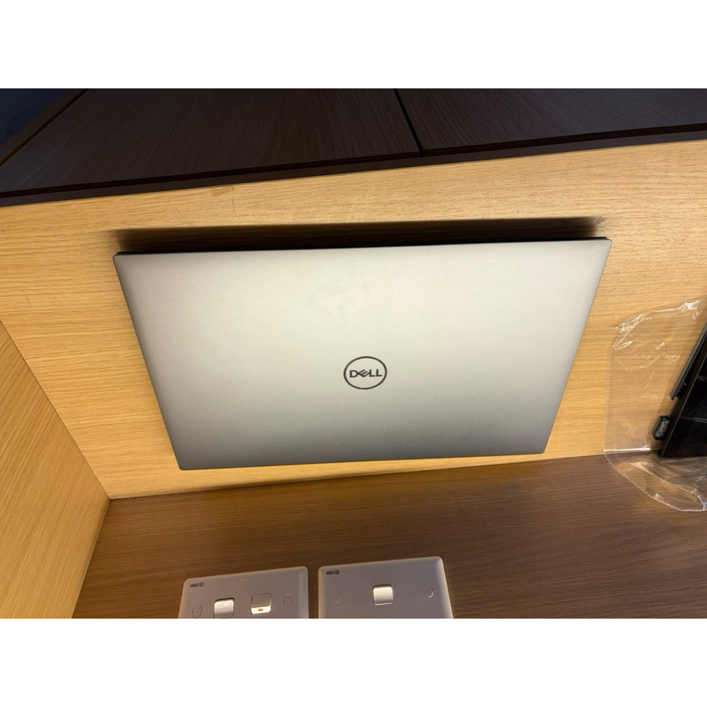 Dell Precision 5760 I7-11850H Ram 32G RtxA3000 17 inch Ssd 512G Chuyên Đồ Hoạ | BigBuy360 - bigbuy360.vn