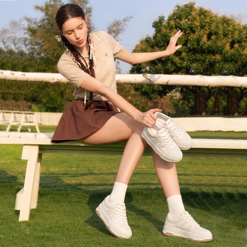 FOXERCHIC Giày thể thao nữ mới chống trơn trượt và thoáng khí với đế dày giúp tăng chiều cao 5cm