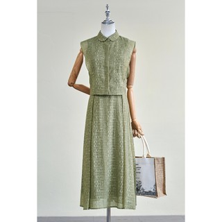 Áo Kiểu Nữ LAMER FASHION Sơ Mi Croptop Bèo Vai Sát Nách Cổ Sen Phối Chân Váy Xòe Xếp Ly GMMH L61H26H054, L62L26H017