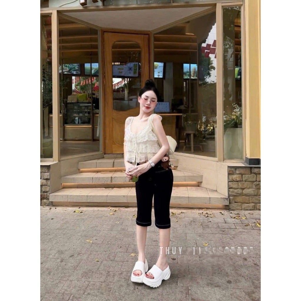 Áo camisole ren lưới xếp tầng buộc dây ngực áo kiểu hai dây quai ren lửng mặc khoác layer nhẹ nhàng HCOM27296