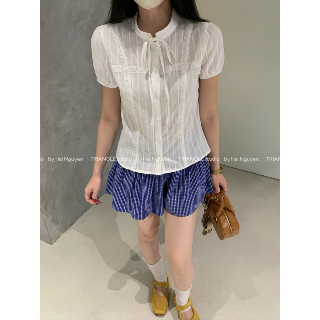TRIANGLE - Rainy Blouse tag Wgwe (Cân nhắc kỹ, return is not welcomed) Áo sơ mi kiểu Hàn Quốc ngắn tay thắt nơ dễ mặc