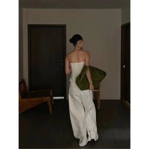 𝗦𝗶𝗺𝗼𝗻 𝗣𝗮𝗻𝘁𝘀- Quần xuông Linen cạp cao