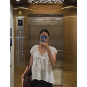 𝗠𝗮𝗿𝗶𝘀 𝗟𝗶𝗻𝗲𝗻-|Áo Linen cổ V đơn giản