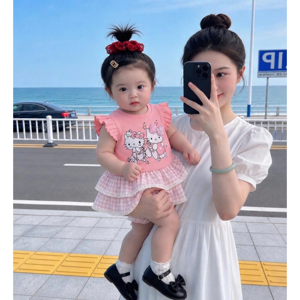 SÉT bộ cho bé Hello Kitty VÁY 2 TẦNG REN có lót trong chất tăm gân SZ 7-19 KG siêu đáng yêu,co giãn mềm mịn mặc mát