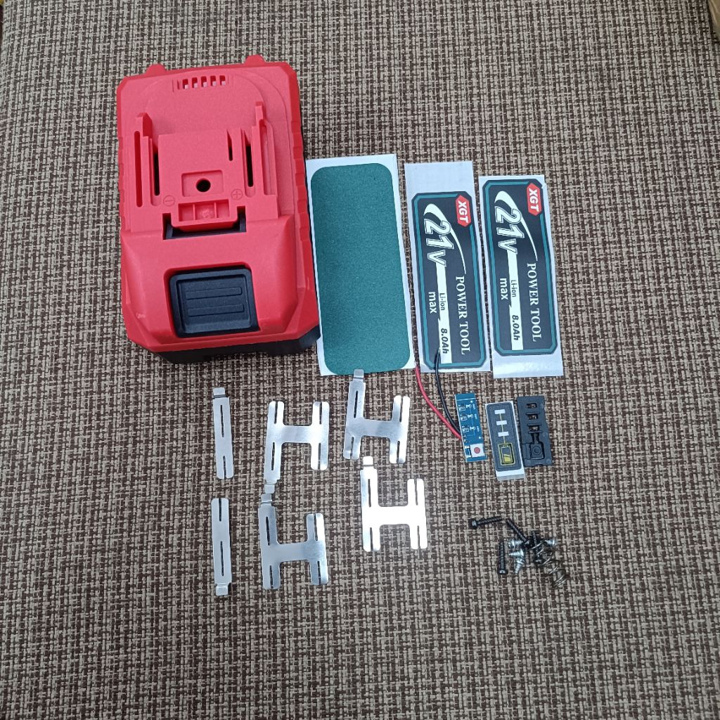 Makita Vỏ Mạch 21700 Loại Mới 10 Cell Cho Pin Li-ion 5S 18V/21V Trượt Kèm Ốc Vít Lò Xo Đèn Báo