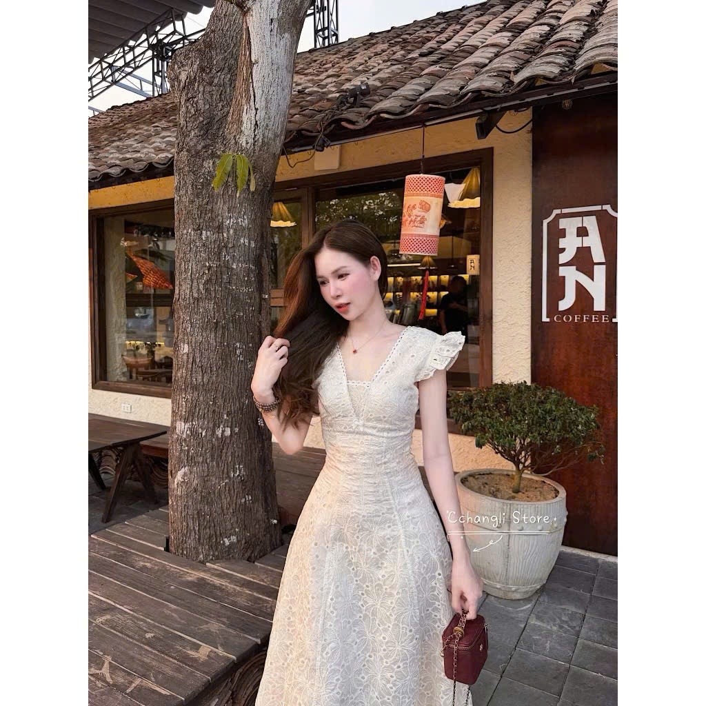 ĐẦM THIẾT KẾ REN LỖ TRẮNG SÁT NÁCH DÁNG DÀI THẮT EO | OUTFIT SANG CHẢNH CỰC TÔN DÁNG | HOT TREND 2026 BY CHAMIE STORE