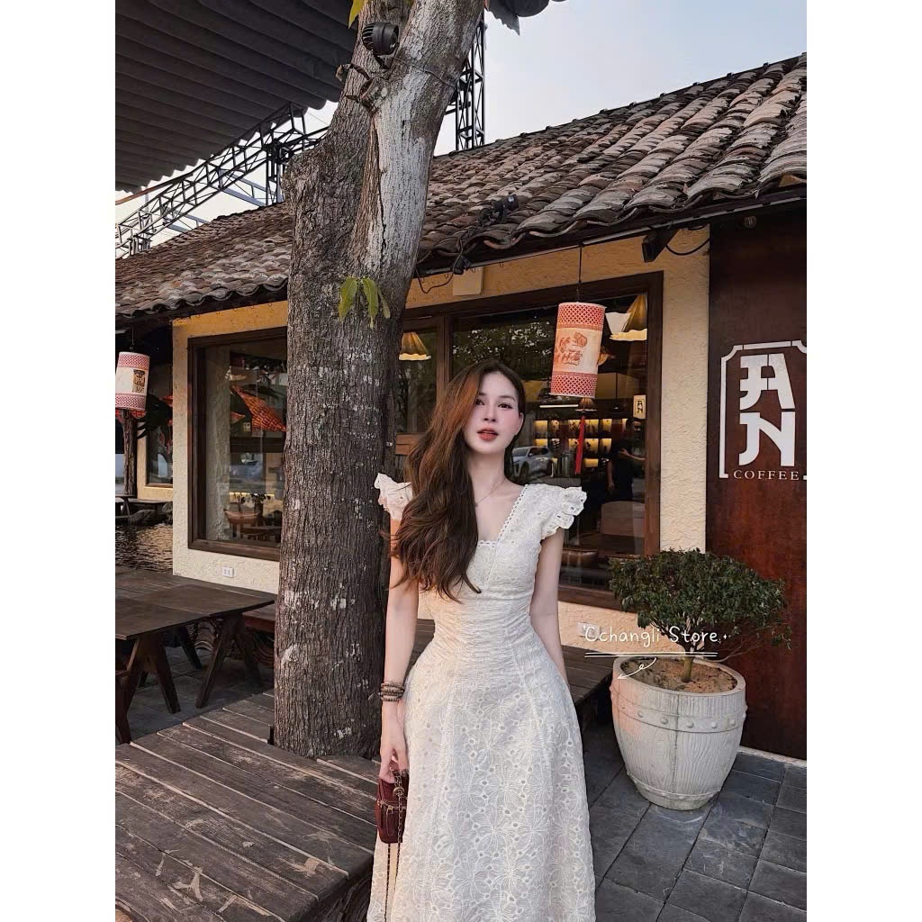 ĐẦM THIẾT KẾ REN LỖ TRẮNG SÁT NÁCH DÁNG DÀI THẮT EO | OUTFIT SANG CHẢNH CỰC TÔN DÁNG | HOT TREND 2026 BY CHAMIE STORE