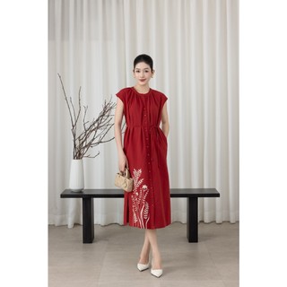 SWANLAKE | Váy Đầm Nữ Midi Cổ Chữ V Dây Thắt Eo Vải Linen Thêu Hoa Cài Nút Xẻ Tà Đi Biển D13519