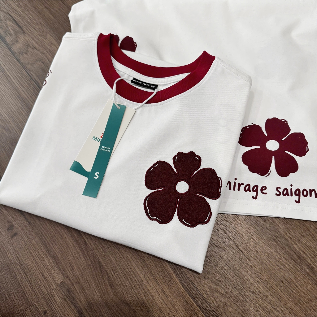 Áo Thun Trắng Hoa Đỏ Dễ Thương, Chất Cotton Mềm Mịn, Có Kèm Hình Thật.
