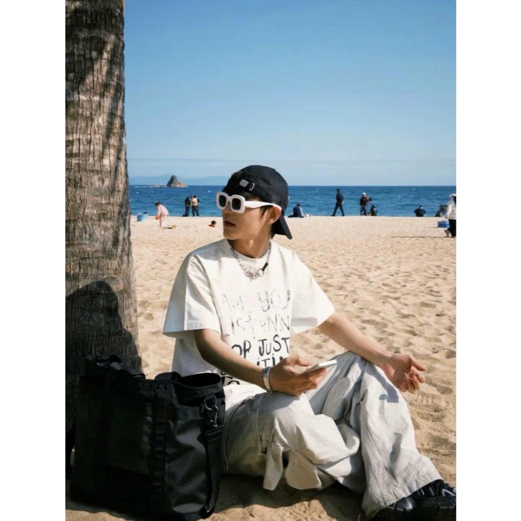 Áo thun Stee Cổ tròn ARE YOU LISTENING Localbrand ICVCVNI Unisex