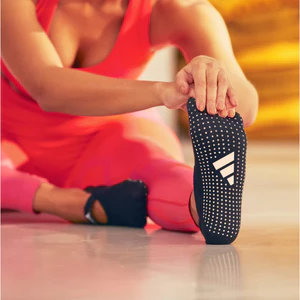 Vớ Tập Yoga Chống Trượt Chính Hãng ADIDAS ADYG-30102BK-NL - Phụ Kiện Hỗ Trợ Yoga
