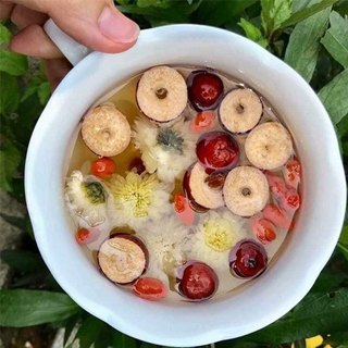 Túi 250g - 500g Táo Đỏ Thái Lát Sấy Khô Loại Ngon, Màu Đẹp, Ngọt, Dẻo Dùng Để Nấu Chè Dưỡng Nhan, Sâm Bổ Lượng - HALA