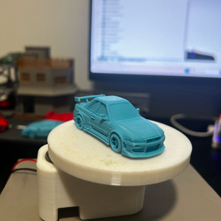Nissan Gtr R34 in 3D màu ngẫu nhiên tỉ lệ 1/64 trưng bày diorama - phụ kiện đồ chơi xe mô hình 1/64