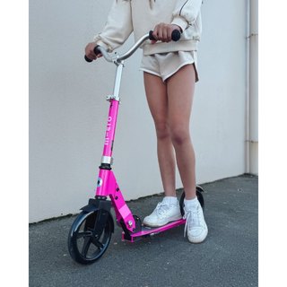 [Thuỵ Sĩ] Xe scooter Micro Cruiser LED - Bánh xe lớn, có đèn LED - Cổ xe rộng - Bảo hành 2 năm