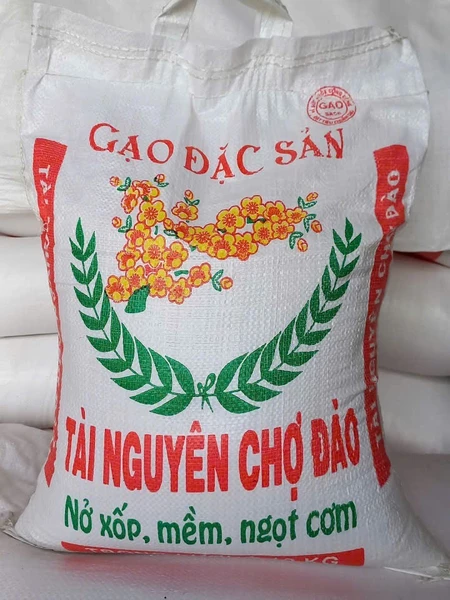 Gạo Tài NGuyên - CHợ Đào nở xốp mềm cơm , tơi hạt.Phù hợp với người ăn gạo nở khô xốp cơm