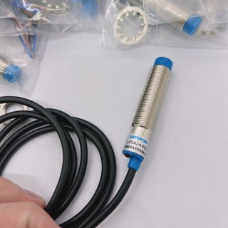 Cảm biến từ Hall LJ12A3-4-Z/BX và  LJ12A3-4-Z/BY