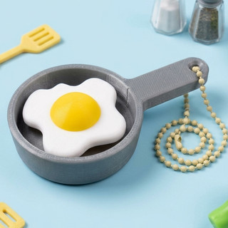 🍳🍳🍳 MÓC KHÓA CLICKY CHẢO CHIÊN TRỨNG ỐP LA -  NHỰA 3D – NHỎ XINH, CLICK CÁI LÀ GHIỀN