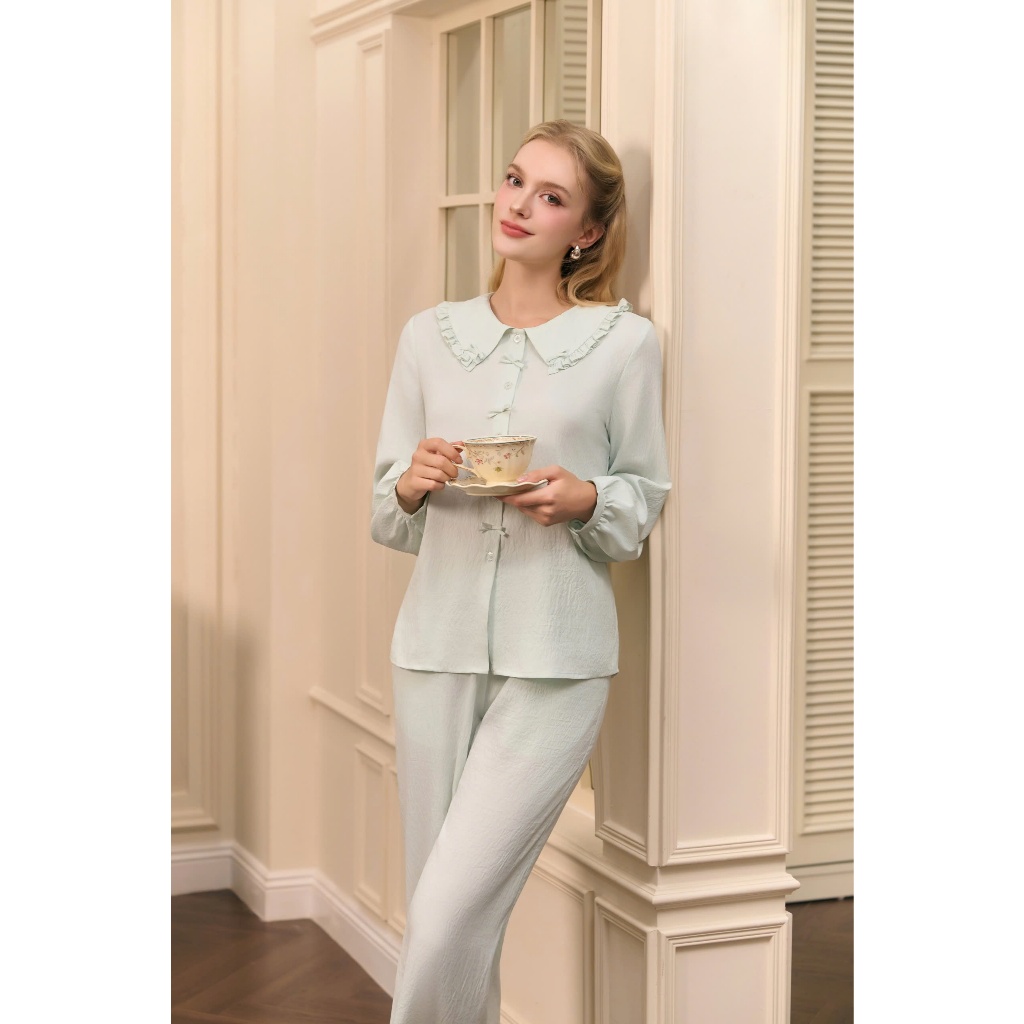 Đồ Ngủ Nữ Dài Tay Mặc Nhà Nữ Cổ Bèo, chất đũi cotton mềm mịn phù hợp mặc nhà - BDD03