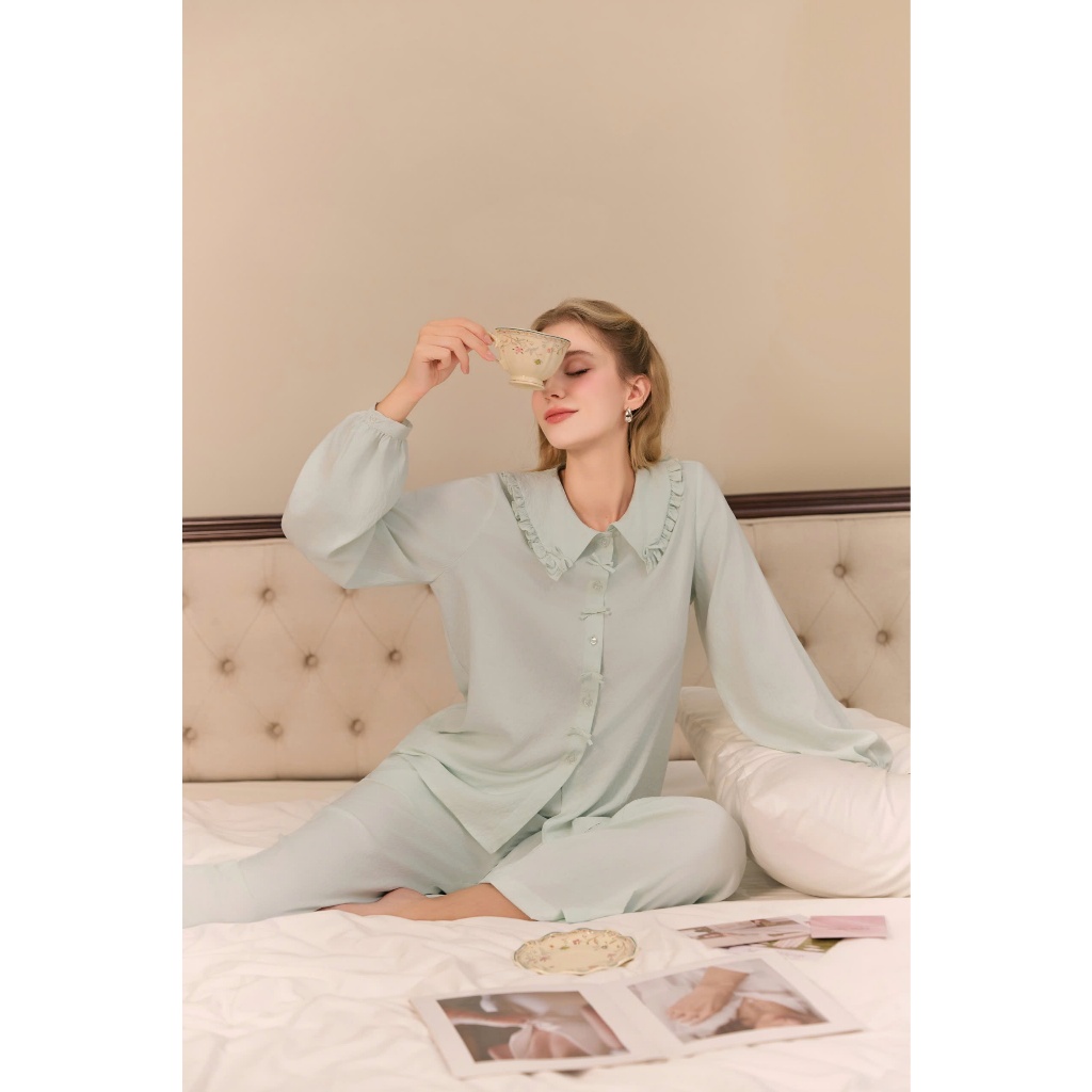 Đồ Ngủ Nữ Dài Tay Mặc Nhà Nữ Cổ Bèo, chất đũi cotton mềm mịn phù hợp mặc nhà - BDD03